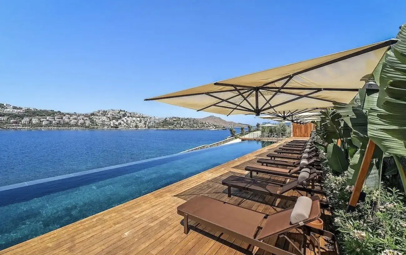 Spacious terrace